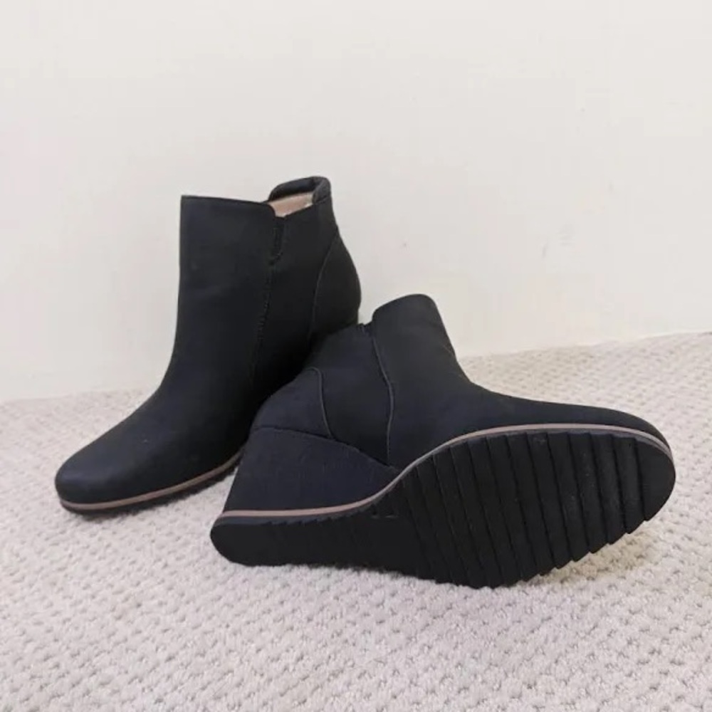 SOUL Naturalizer Black Ankle Booties